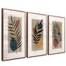 quadro trio floral fundo marrom madeira reflexo