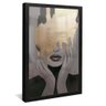 quadro mulher em tela dourada preto reflexo