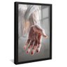 quadro mao de jesus preto reflexo