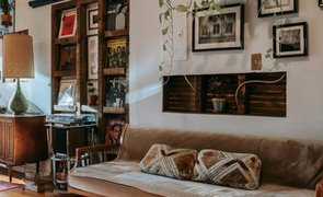sala com quadro