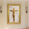 2 quadro crucifixo dourado marmore
